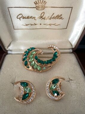 Vintage Gold-Tone Green Crystal Brooch and Earring Set